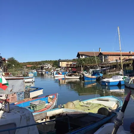 Villa Luxury House In Chervenka Next To Gradina *