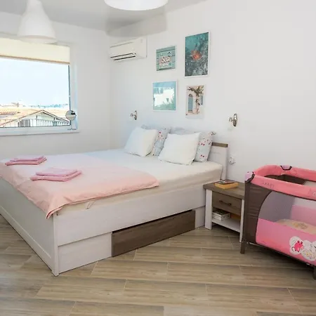 Luxury House In Chervenka Next To Gradina