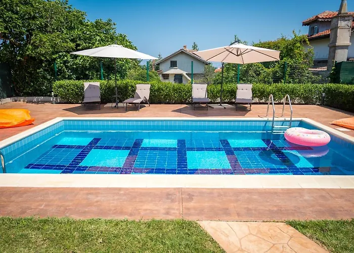 Luxury House In Chervenka Next To Gradina Луксозна вила *